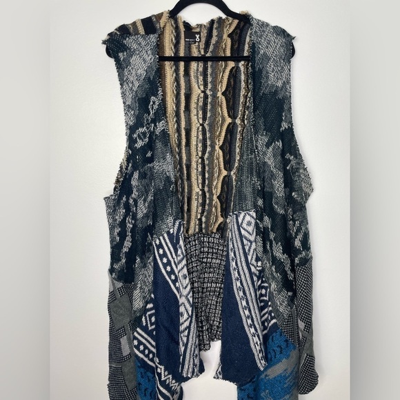 Urban Renewal vintage mix media fabric cardigan - Picture 2 of 9